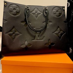 On The Go GM Louis Vuitton Purse